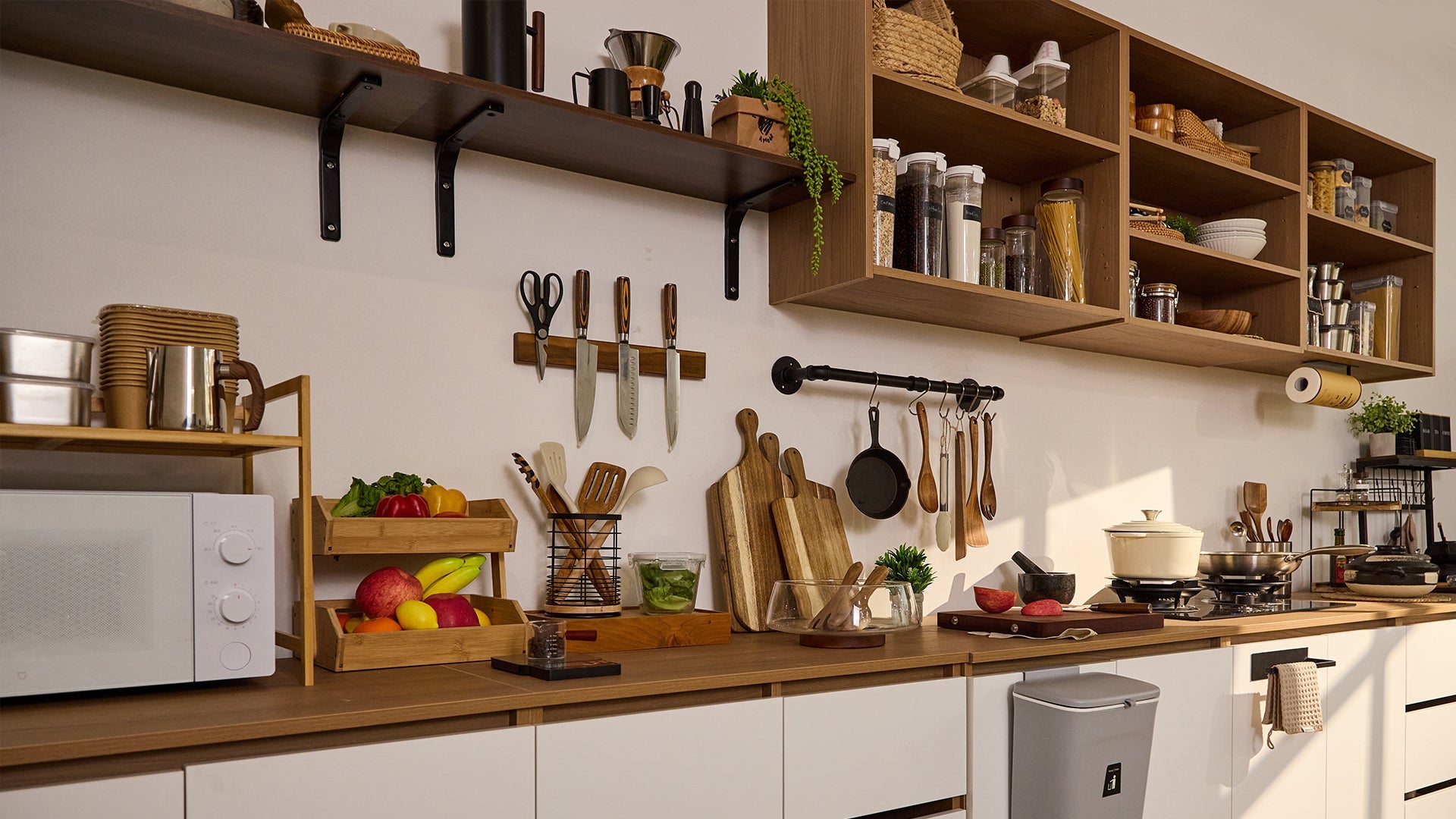 Kitchen Storage Containers