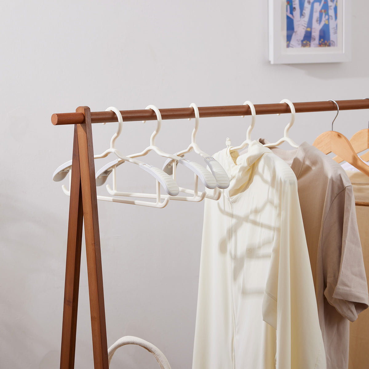 Adjustable Clothes Hangers with Silicone Grip
