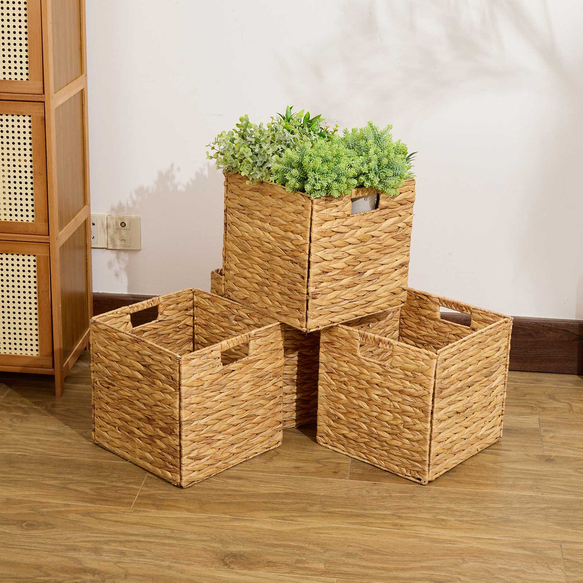 Foldable Hyacinth Storage Baskets – 4 Pack