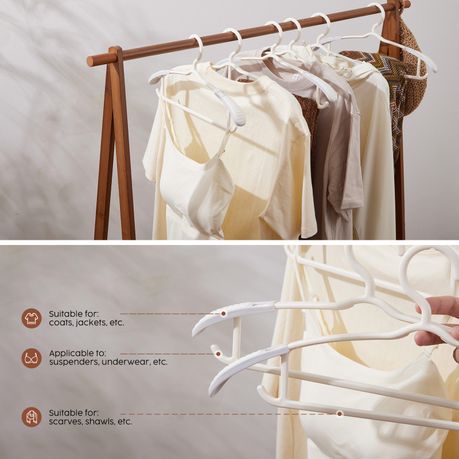 Plastic Clothes Hangers