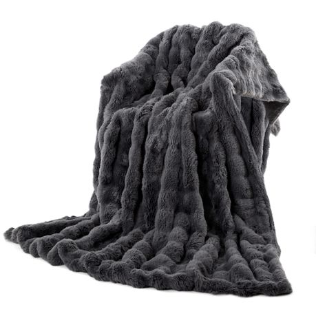Faux Rabbit Fur Blanket 2m Heavy Thick Plush Bedroom Lounge Decor