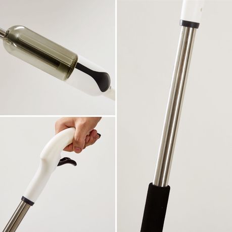 360° Swivel Spray Mop with 2 Microfibre Pads