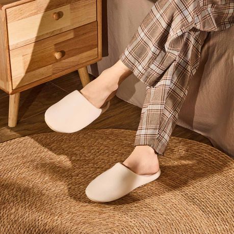 Memory Foam Cotton Winter Slippers Unisex Anti-Slip Comfort Shoes