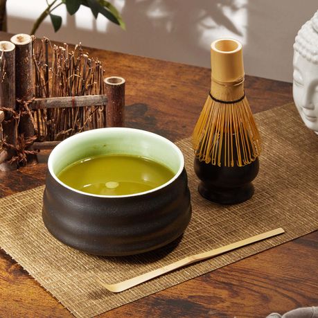 Japanese Matcha Gift Set - 4Pc Ceramic Bowl, Bamboo Whisk & Stand Spout
