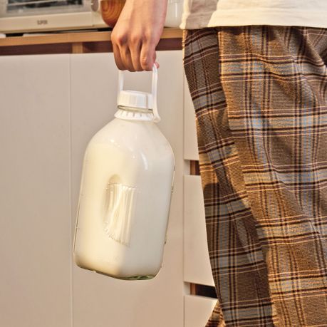 1.9L Glass Milk Bottles with Airtight Lids | 2-Pack